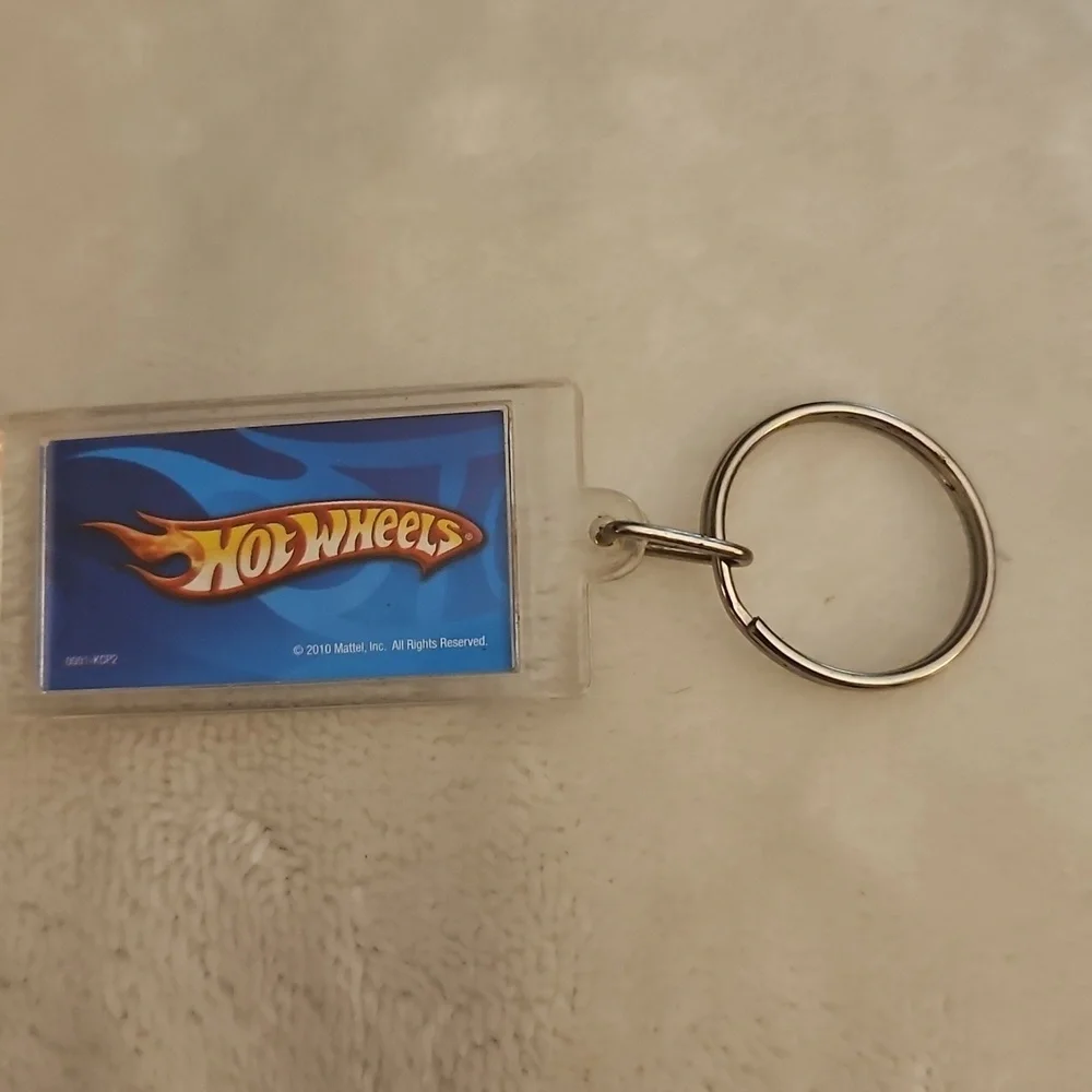 5/$25 Hot Wheels Blue Deora II Car Keychain